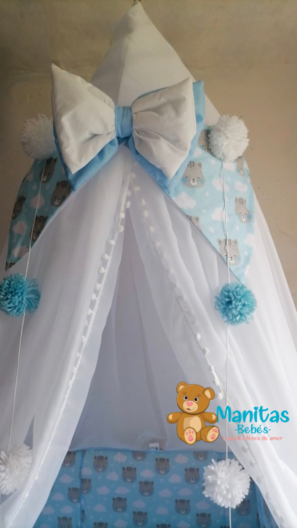 Toldillo En Cono Con Banderines Y Pompones