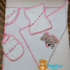 Toalla con babero y babita